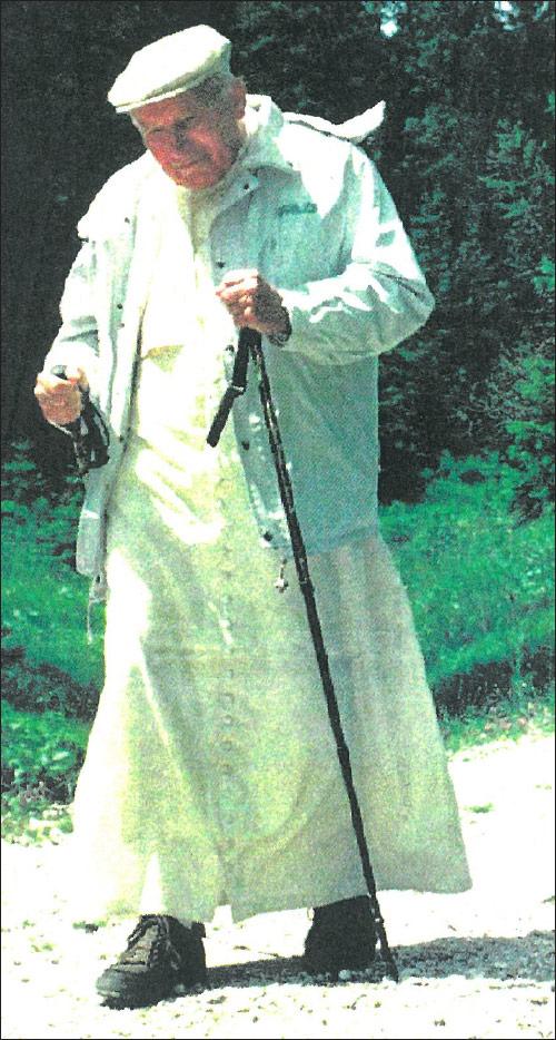 Jean Paul II en Mephisto