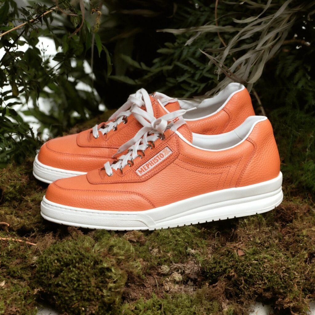 Mephisto Match Orange neon issue de la collab avec Kith